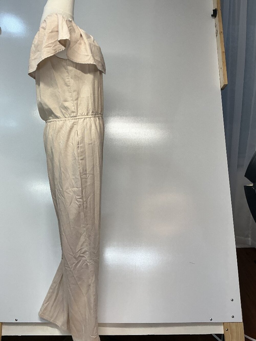 CI SONO Los Angeles Linen Blend Ruffle Wide Leg Jumpsuit Khaki Coastal Boho M - Picture 5 of 10